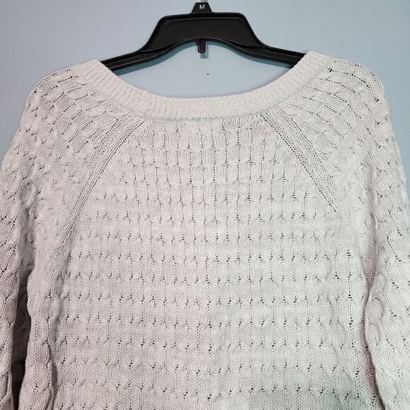 Old Navy Honeycomb Crew Neck Pullover Sweater - Picture 12 of 13